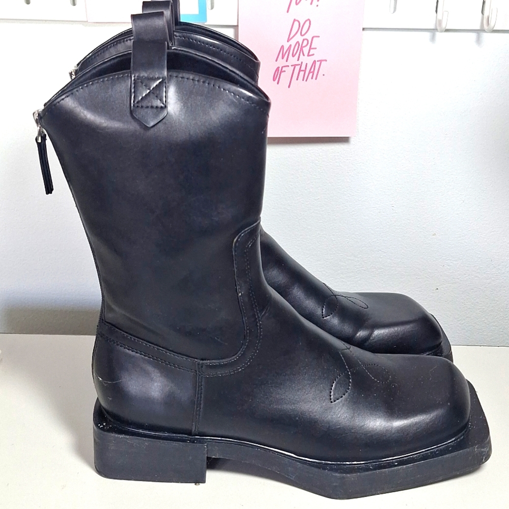 Charles and Keith Cowboy Stitch Boots 39